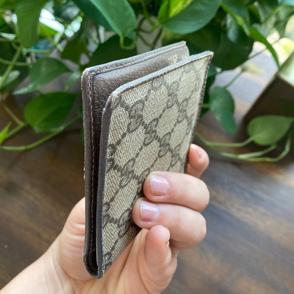 Authentic vintage Gucci mens wallet in very good condition - Picture 8 of 11